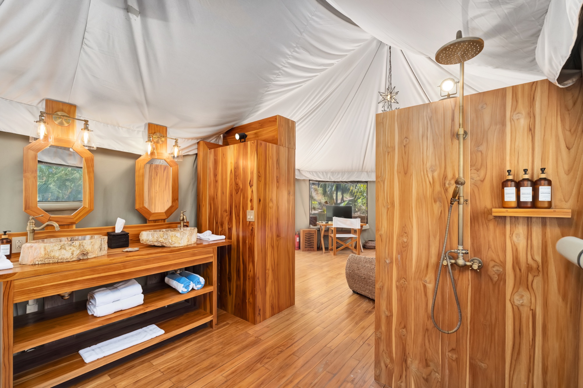Teak tent bathroom
